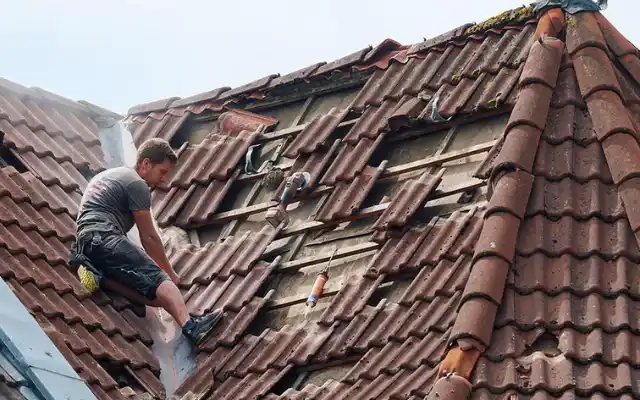 Roof Repairs in Redbridge